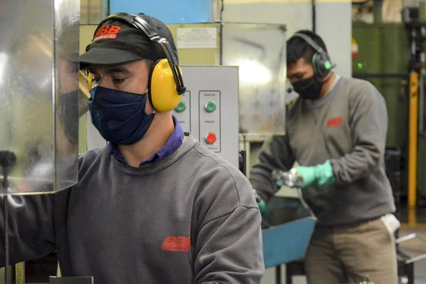 La UIA y la UTN lanzaron la primera Red Federal de Expertos 4.0 