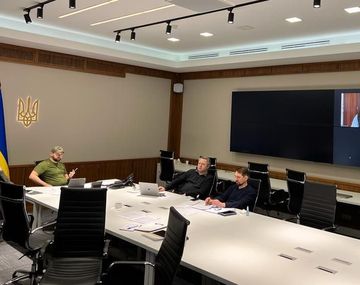 Representantes de Ucrania y Rusia retoman las negociaciones en Turquía