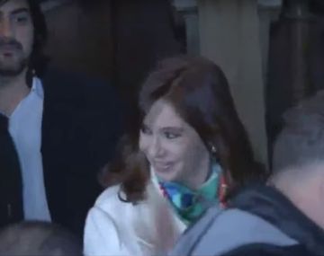 Cristina Kirchner al salir del Instituto Patria