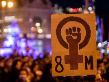 A qué hora empieza la marcha por el Día de la Mujer en la Ciudad