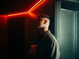 Knak lanzó su nuevo EP Kapsuleo y se prepara para el Buenos Aires Trap: Tengo muchas ganas de romperla con este show