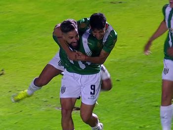 Increíble: en el final, Milton Giménez le dio la victoria a Banfield sobre Newells