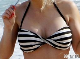 Una diosa a la que le gusta la cucharita