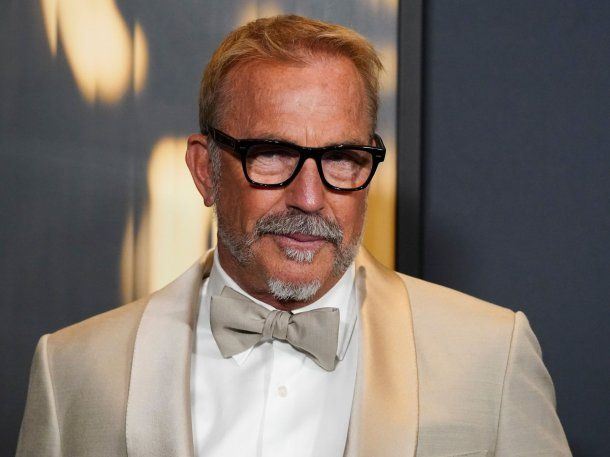 Acusan a Kevin Costner por abuso sexual en una escena de violación
