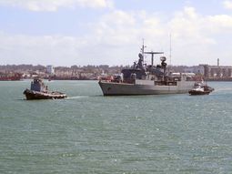 Séptimo día sin señales del ARA San Juan: 4.000 expertos y un robot lo buscan