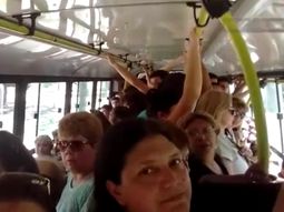 Chofer filmó cómo viajan los pasajeros en Córdoba&nbsp;