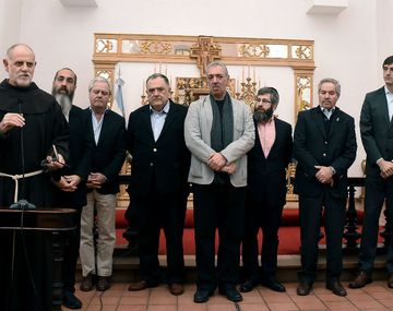 Políticos oficialistas y de la oposición participaron de una misa en apoyo al Papa Francisco