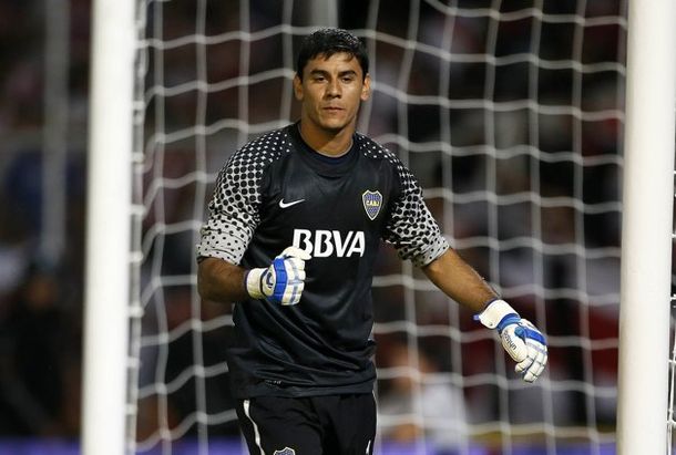 Uno menos para Bianchi: Oscar Ustari se va de Boca