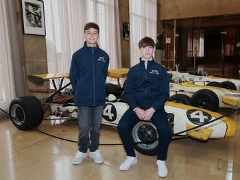 Presentaron a la dupla de pilotos argentinos para la Fórmula 4 italiana 2026