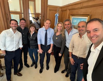 Sin Javier Milei, pero con Manuel Adorni, la mesa política del Gobierno definió los proyectos para el Congreso