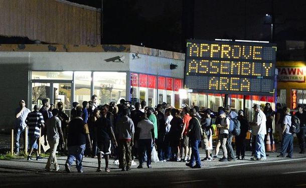 Tras doce días de tensión racial, volvió la calma a Missouri