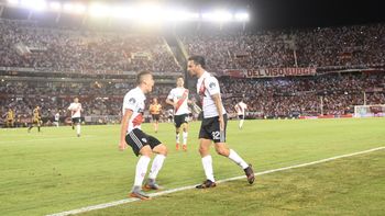 Gol de Scocco - Crédito: @CARPoficial Gol de Scocco - Crédito: @CARPoficial