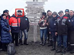 Sergey atacó a Oleg porque no paraba de contarle los finales de sus libros