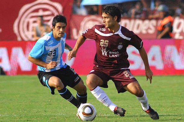 Racing va por la recuperación frente al puntero Lanús