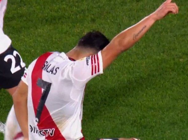 Maxi Salas marcó su primer gol en River y festejó como el Matador