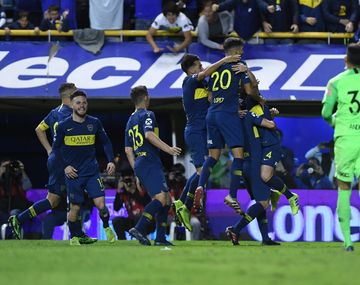 Boca eliminó a Vélez en los penales y es semifinalista