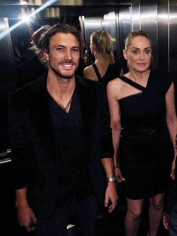 Amor for export: Sharon Stone consiguió un sex toy argentino