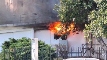 incendio en el edificio libertad: hay 75 evacuados y 5 heridos incendio en el edificio libertad: hay 75 evacuados y 5 heridos