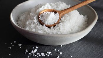 Cómo usar la sal en el Feng Shui para atraer la abundancia: guía paso a paso Cómo usar la sal en el Feng Shui para atraer la abundancia: guía paso a paso