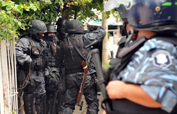 Cayeron las narcoabuelas:  tenían marihuana y recetas truchas