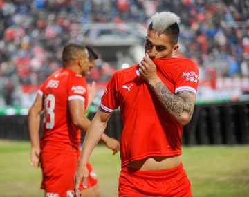 Independiente le ganó 2-0 a Vélez y avanzó a cuartos de final