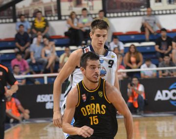 Obras venció a Regatas en partido cerrado y ya piensa en la final ante Quimsa