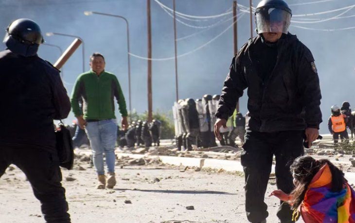 Piden la liberación de las 53 personas que siguen detenidas