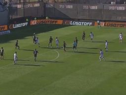 ¿Fue falta? El polémico gol que le anuló el VAR a Vélez ante Riestra