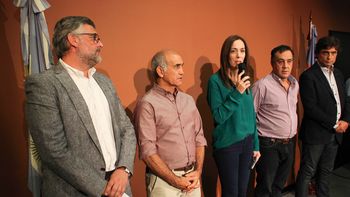 hubo acuerdo con los docentes y el lunes comienzan las clases en la provincia hubo acuerdo con los docentes y el lunes comienzan las clases en la provincia