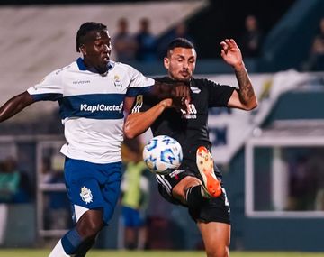 Gimnasia logró un agónico empate de local ante Deportivo Riestra