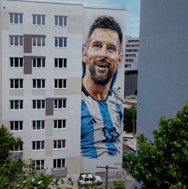 Locura por Lionel Messi en Albania: tremendo mural de 30 metros
