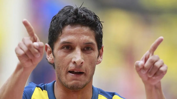 Angel Reyna, exjugador de América, entre otros equipos, se destacó por su calidad futbolística, pero también por su mala conducta. Ahora, fuera del fútbol da consejos sentimentales cristianos. Angel Reyna, exjugador de América, entre otros equipos, se destacó por su calidad futbolística, pero también por su mala conducta. Ahora, fuera del fútbol da consejos sentimentales cristianos.