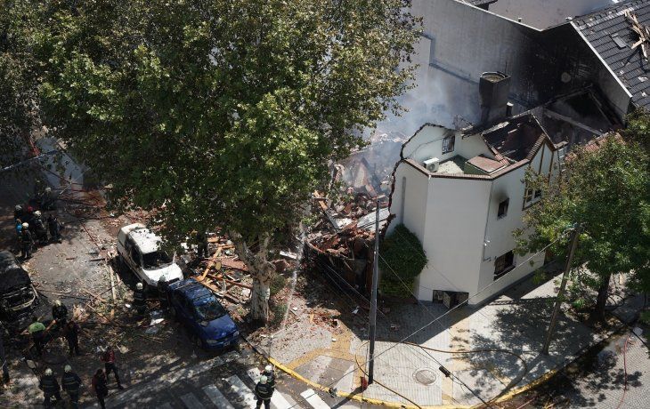 Villa Devoto: un muerto y un herido por explosión y derrumbe