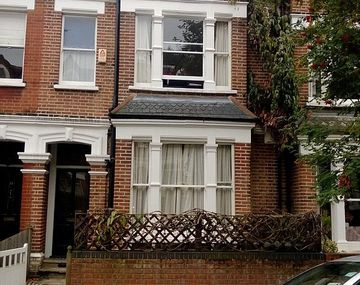 Fiesta inolvidable: 600 colados le rompen todo