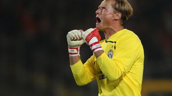 conmocion en el futbol: murio alexander manninger, exarquero de la juventus y el arsenal conmocion en el futbol: murio alexander manninger, exarquero de la juventus y el arsenal