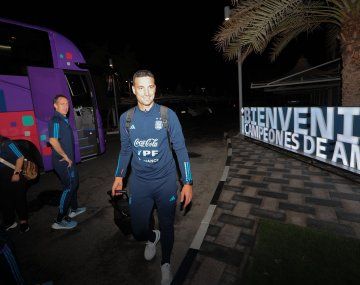 Arrancó el sueño: Scaloni y la delegación llegaron a Qatar