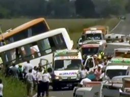 Choque entre dos micros en Santa Fe Choque entre dos micros en Santa Fe