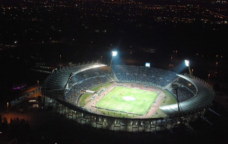 Encontraron 75 globos llenos de fernet en el Mario Alberto Kempes