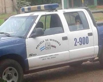 Policías dejaron solo al preso y se fueron a mirar autos