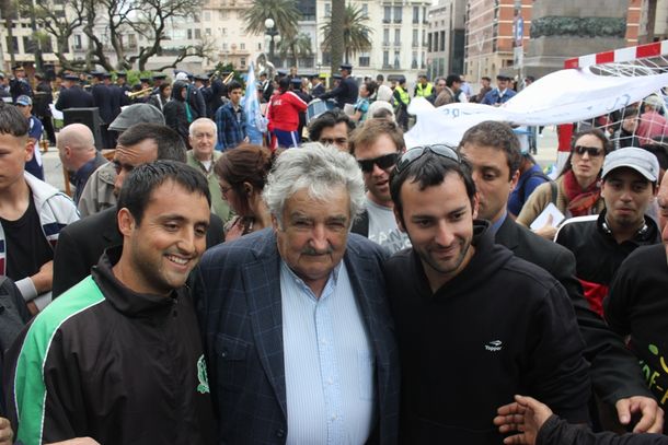 Pepe Mujica abrió el encuentro latinoamericano de fútbol callejero