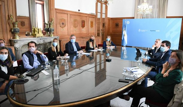 Retrasan la implementación del PCR y la cuarentena en hoteles pagos