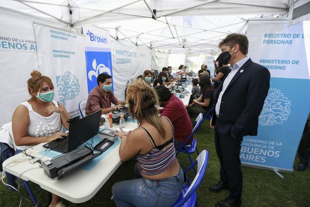 Axel Kicillof cargó contra los que llamaron veneno a la vacuna y destacó que Provincia llegó al medio millón de inmunizados