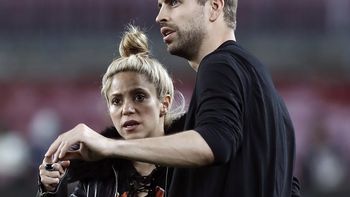 Piqué con Shakira antes del partido con el PSG Piqué con Shakira antes del partido con el PSG