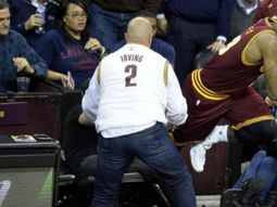 lebron manda al hospital a la mujer del golfista jason day por salvar un balon lebron manda al hospital a la mujer del golfista jason day por salvar un balon