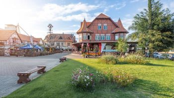 Con un estilo europeo cautivante, esta ciudad de Brasil es una de las más atractivas para visitar en cualquier momento del año.  Con un estilo europeo cautivante, esta ciudad de Brasil es una de las más atractivas para visitar en cualquier momento del año.