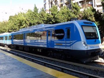 Covid y cortes de luz afectan a los trenes Roca y Mitre