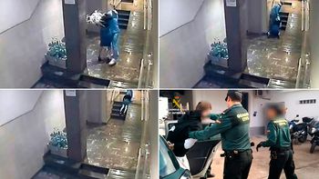 Un hombre le dio una brutal paliza a su pareja en España. Un hombre le dio una brutal paliza a su pareja en España.