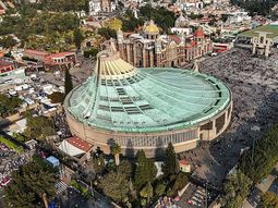 Una nueva peregrinación a la Basílica de Guadalupe por el Día de la Virgen. Una nueva peregrinación a la Basílica de Guadalupe por el Día de la Virgen.