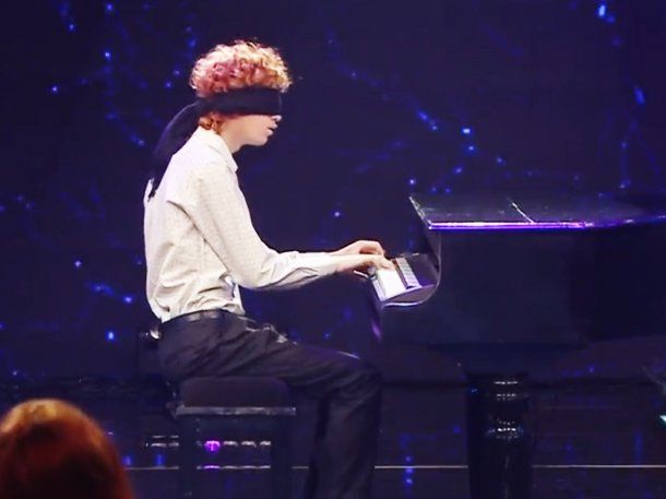 Got Talent Argentina: pianista de 15 años sorprendió tocando con los ojos vendados