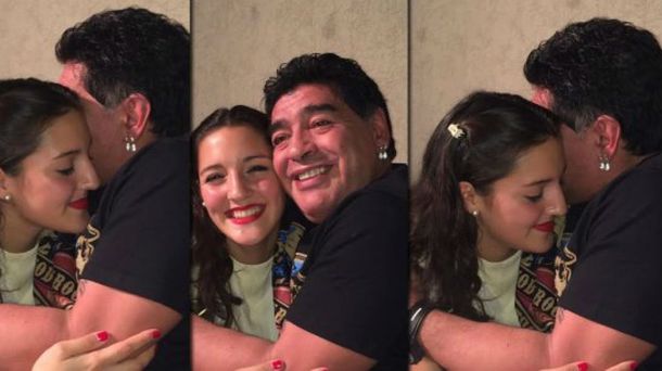 El abrazo de Maradona y su hija Jana